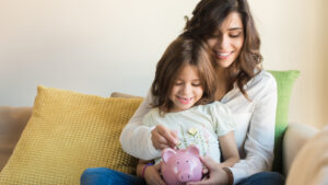 Hustle & Budget: My Side Hustle Secrets For Motivated Moms Everywhere